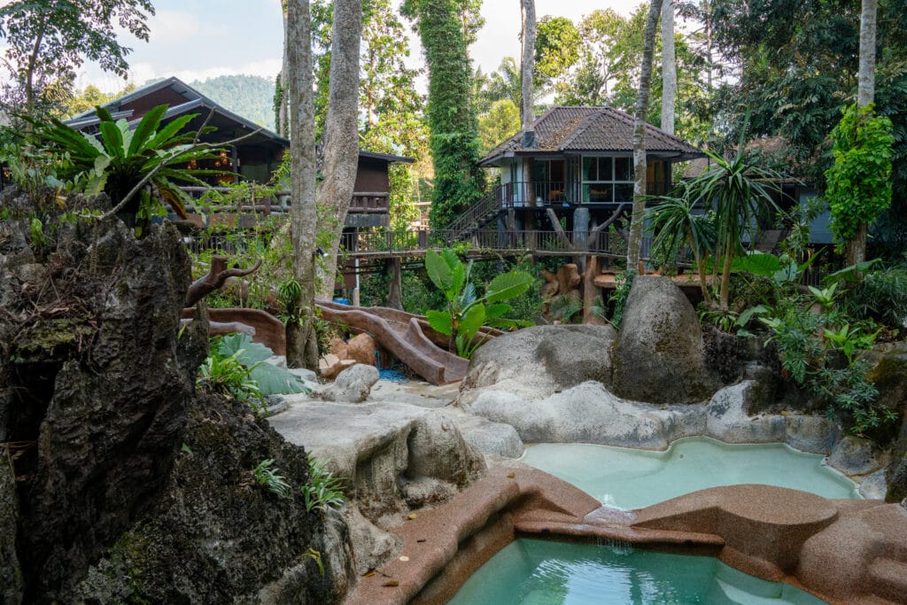 best time to visit Khao Sok — Cheow Lan Lake in dry season