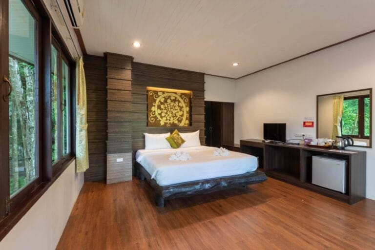 Khao Sok Twin Bungalow