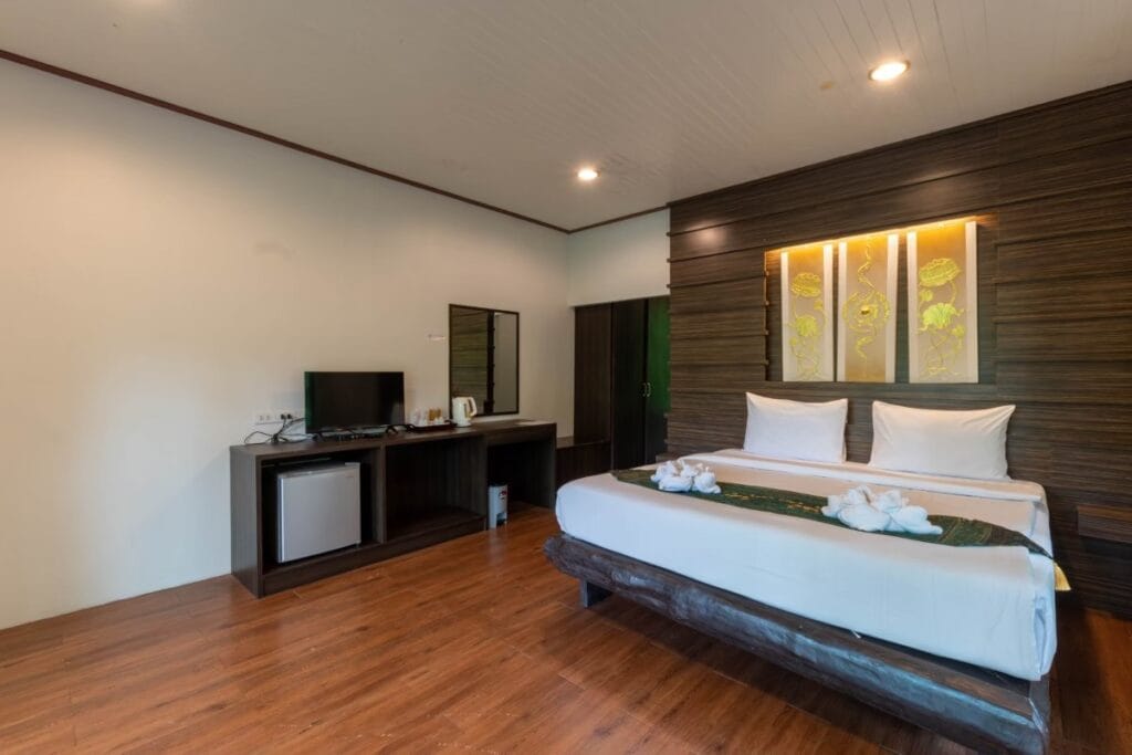 Khao Sok Twin Bungalow