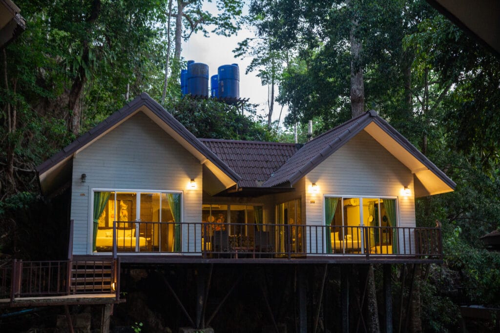 Rafflesia Family Bungalow